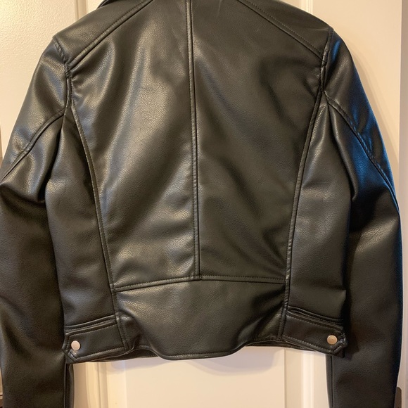 Black leather jacket - Picture 2 of 4